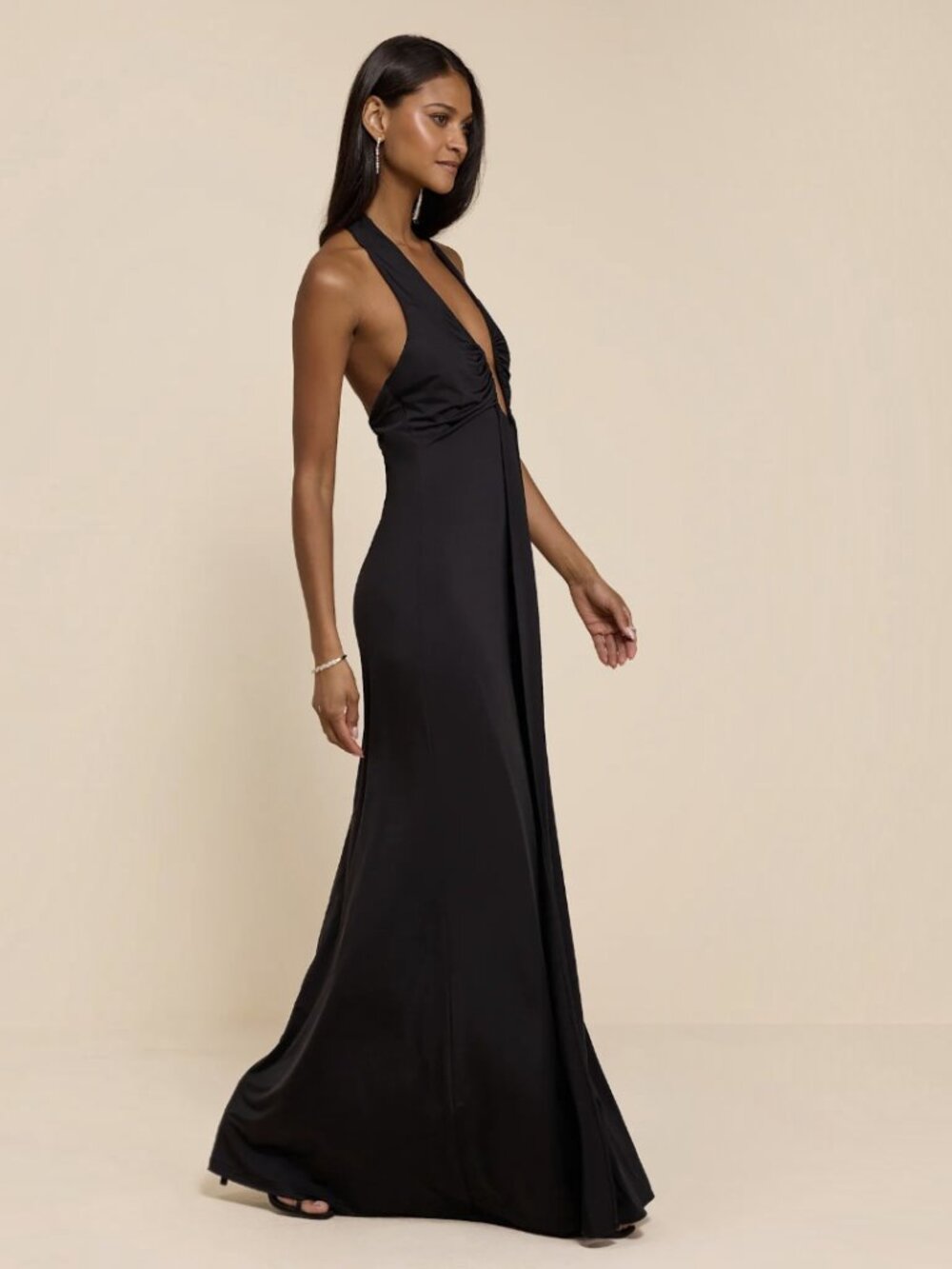 Lulus Dorena Black Jersey Knit Halter Sash Maxi Dress NWT - Picture 4 of 8